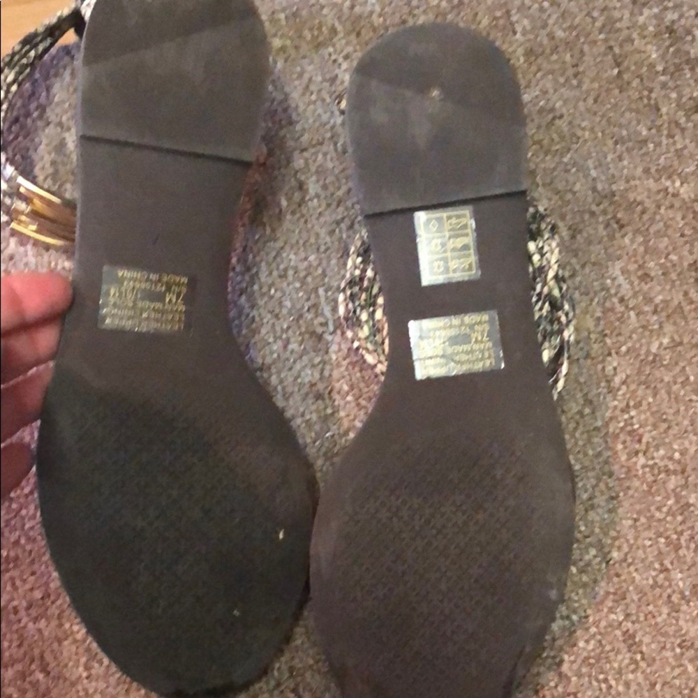 Tory Burch Brown Snakeskin-Trim Sandals with Gold Accents - Picture 4 of 4